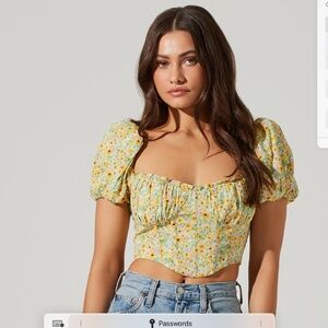 ASTR the Label Crop Top